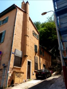 Lyon 4e - Rue Niepce, depuis le quai Joseph Gillet