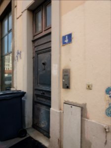 Lyon 4e - Rue d'Isly - Porte au numéro 4