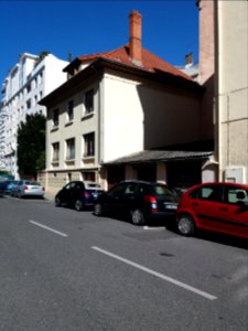 Lyon 4e - Rue Philibert Roussy - Maison au numéro 20 (2)