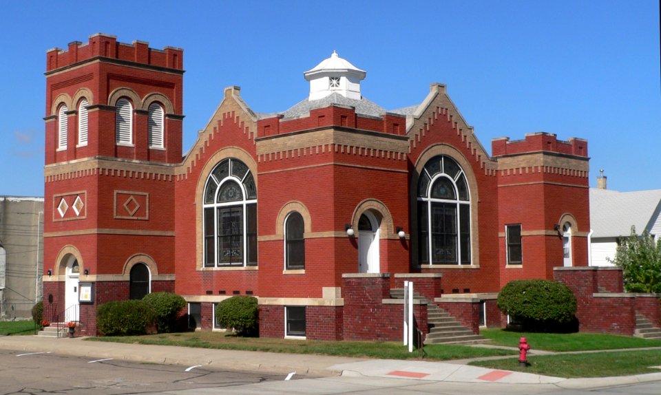 Madison, Nebraska First Presbyterian from SE 2