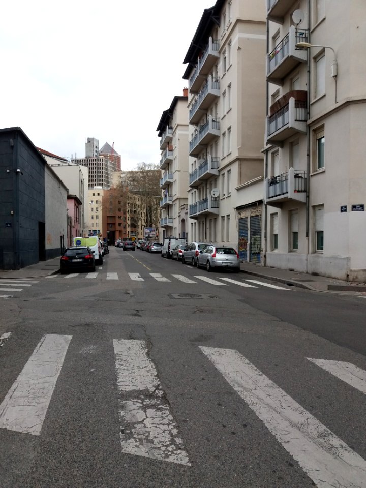 Lyon 3e - Rue Lavoisier, côté nord, au niveau de la rue des Rancy