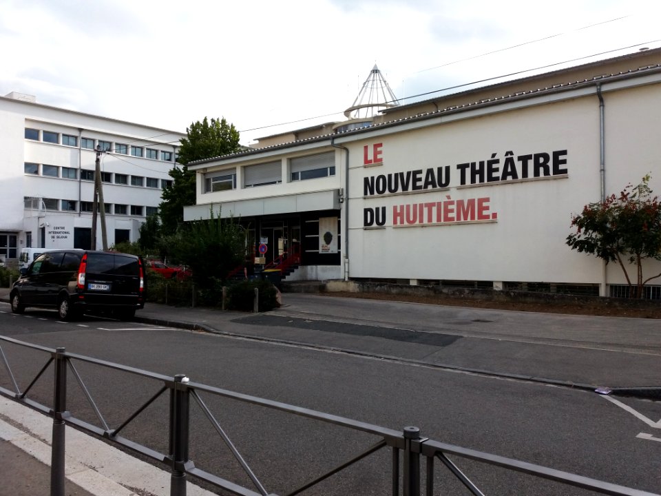 Lyon 8e - Rue Commandant Pégout, Nouveau théâtre du 8e (NTH8)