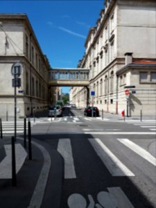 Lyon 7e - Rue Étienne Rognon, vers l'ouest en traversant la rue de Marseille