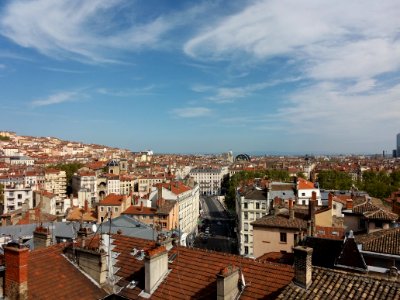 Lyon 5e - Montée Saint Barthélémy - Lycée Sainte-Marie Lyon, vue sur Lyon (4)