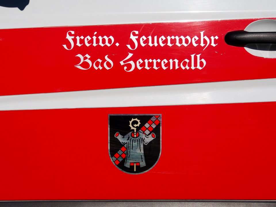 Mercedes Freiwillige Feuerwehr Bad Serrenalb pic1