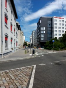 Lyon 7e - Rue Professeur Zimmermann, vers le nord, depuis la rue Raoul Servant