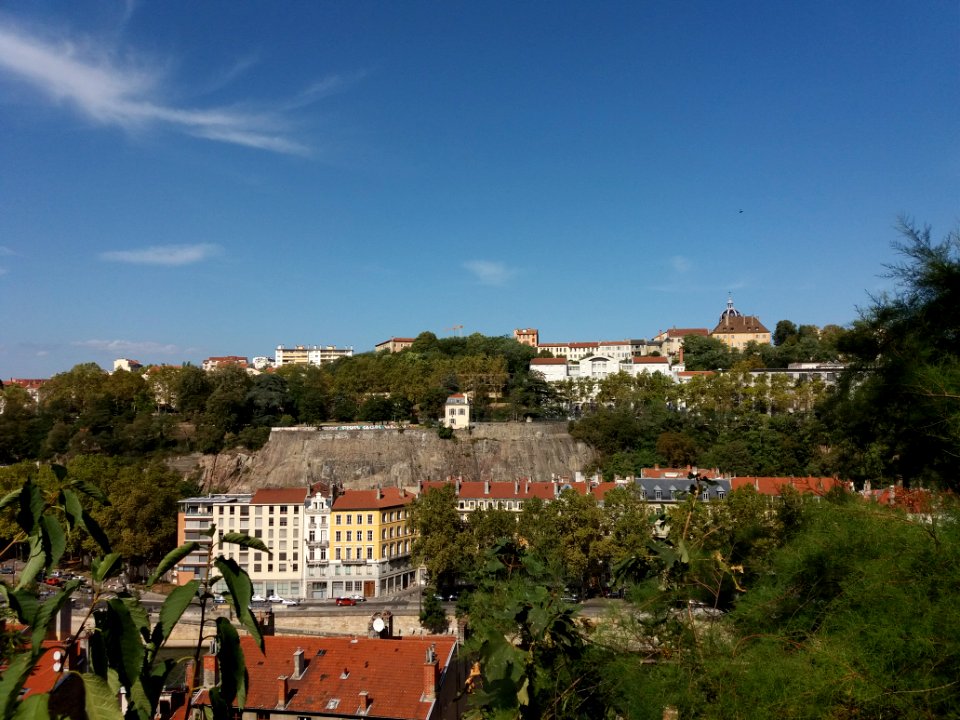 Lyon 5e - Chemin de Montauban - Couvent des Carmes déchaussés, vue sur Lyon (03)