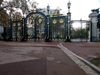 Lyon 6e - Porte des Enfants du Rhône, vue de l'intérieur du parc de la Tête d'Or