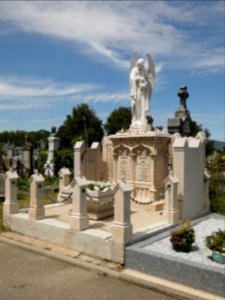 Lyon 5e - Cimetière de Loyasse - Tombe de la famille Vourloud-Bédor 02