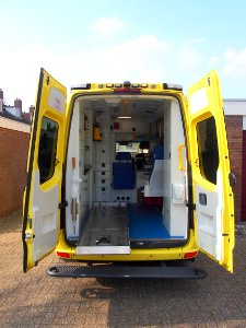 Mercedes Ambulance Kennemerland, unit 12-184, foto2