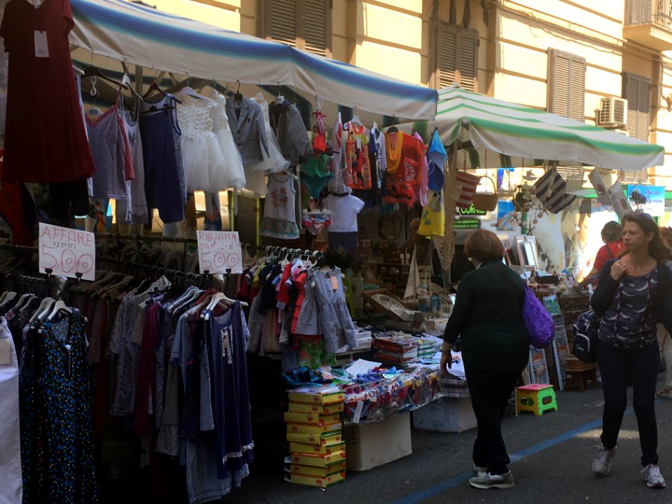 Mercatino Antignano Nuova - 3 (Naples)