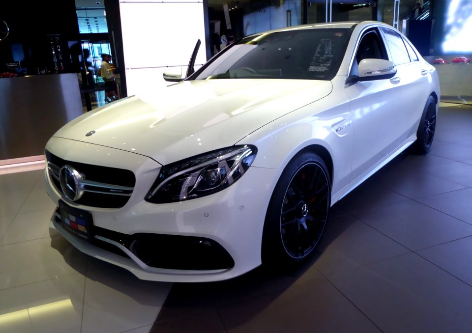 Mercedes-AMG C63 S (W205) front photo