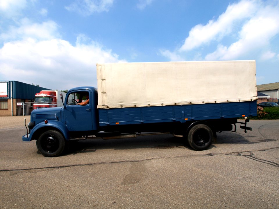 Mercedes-Benz L-LK0311 (1960) pic2