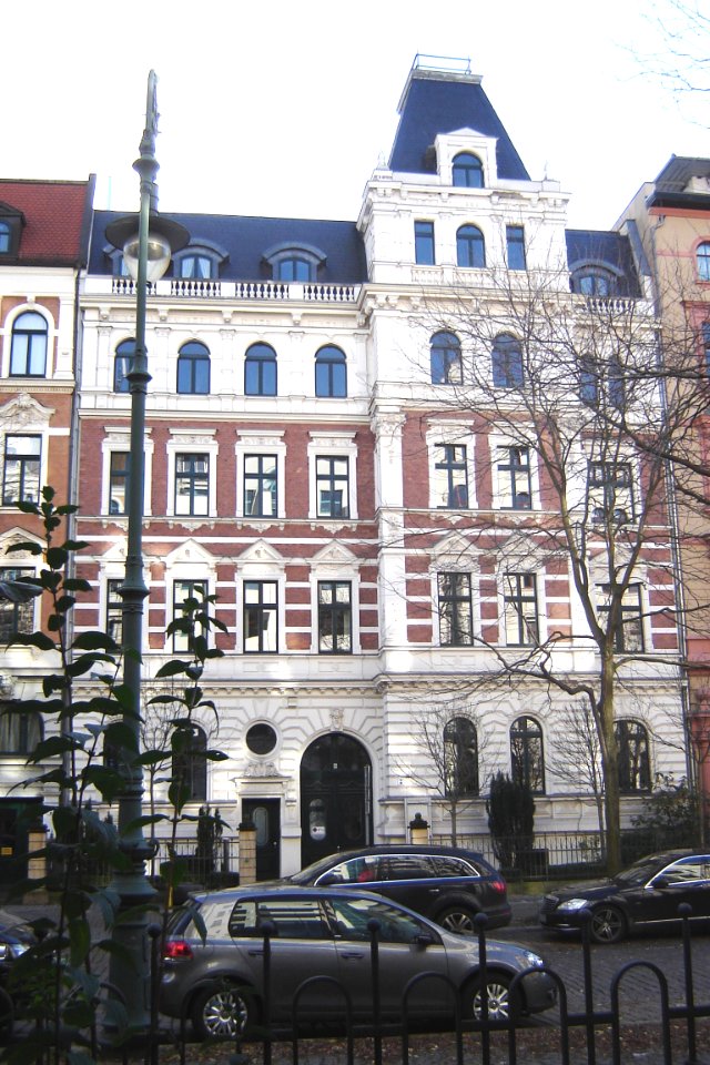 MD Hegelstr. 32