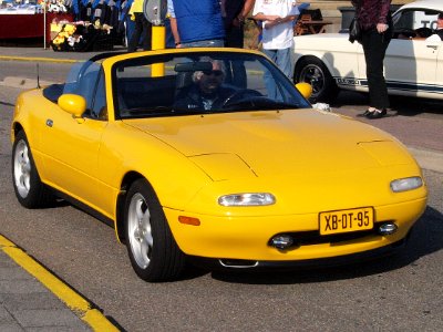 MAZDA MIATA MX-5 U9 dutch licence registration XB-DT-95