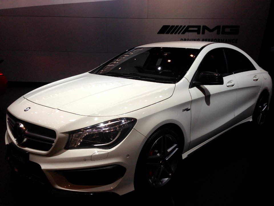Mercedes-Benz CLA 45 AMG 4MATIC - Tokyo Motor Show 2013