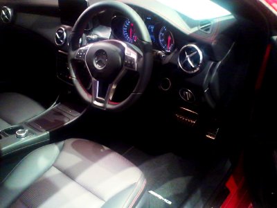 Mercedes-Benz CLA250 (C117) interior