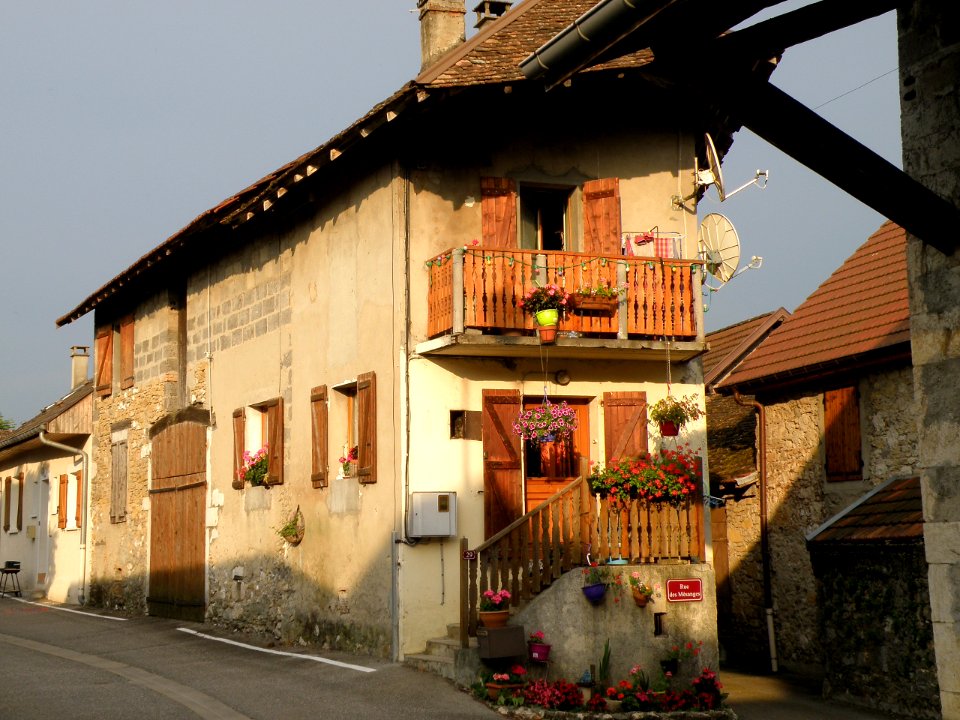 Massignieu-de-Rives Rue des Mésanges 1