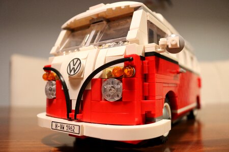 Transportation vehicle engine