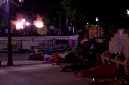 Marcha indignada - Noche en la plaza 013