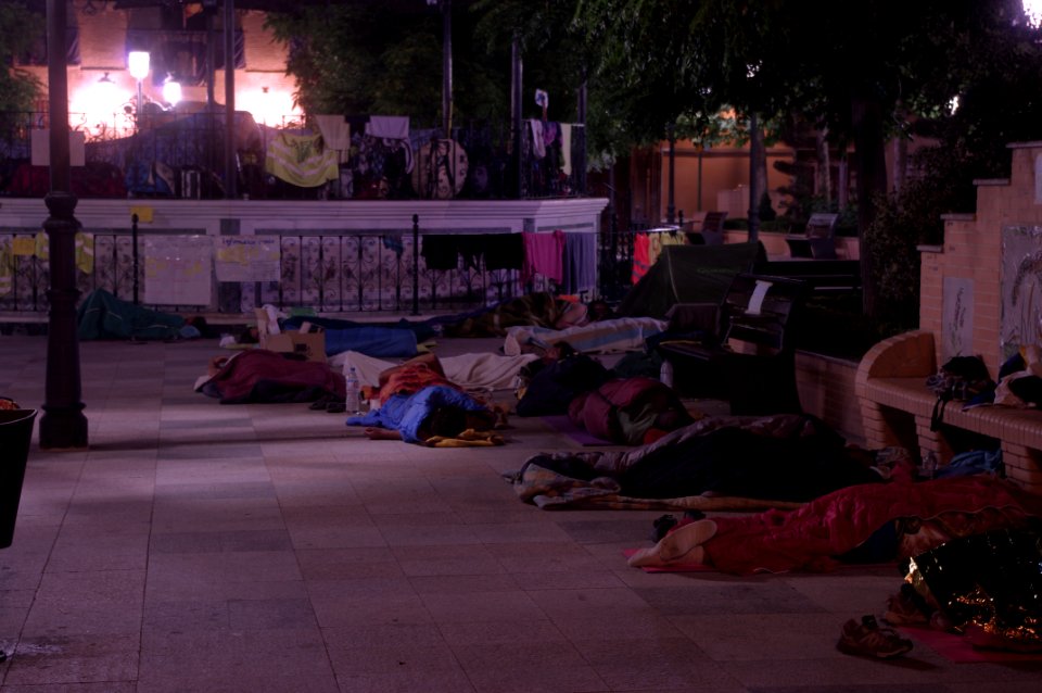 Marcha indignada - Noche en la plaza 012