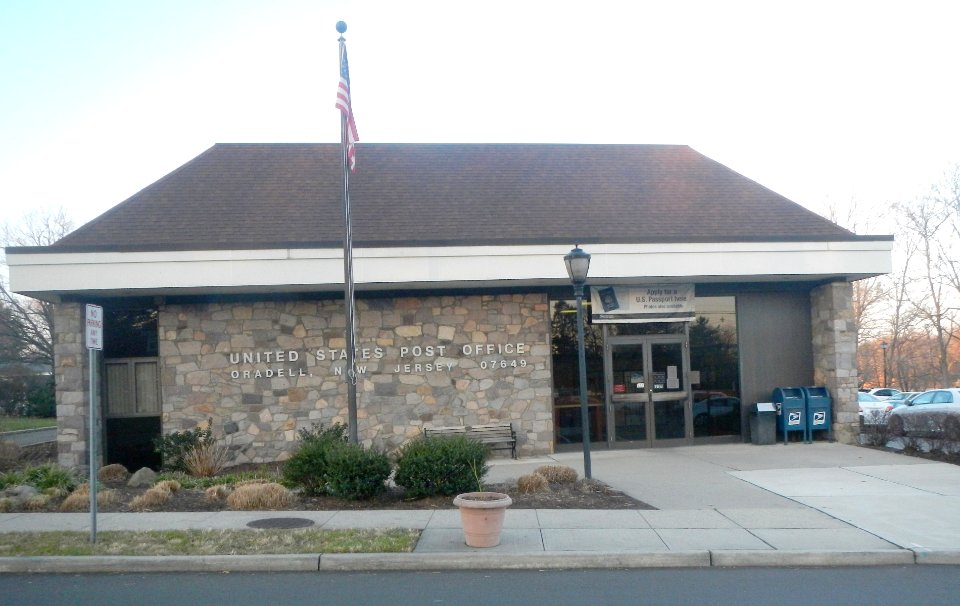Oradell USPS 07649 dusk jeh