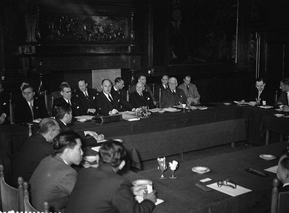 Opening Unie Conferentie in Binnenhof, Nederlandse delegatie, Bestanddeelnr 906-5555