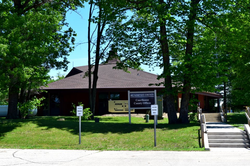 Menominee County Courthouse and offices, Wisconsin