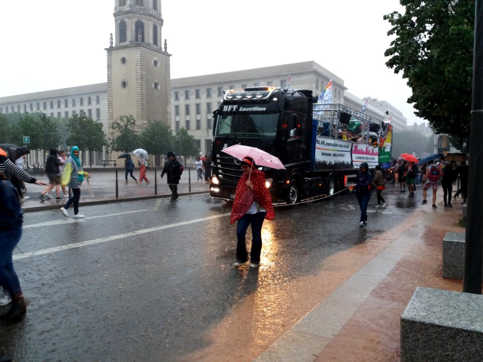 Marche des Fiertés 2019 à Lyon - Départ place Bellecour (07)