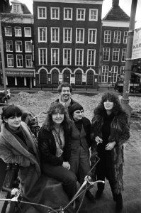 Opdracht GPD actrices vlnr Judith Hees, Germaine Groenier, René Solleveld, , Bestanddeelnr 929-5054