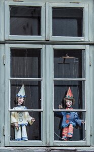 Dying of the light old puppet show