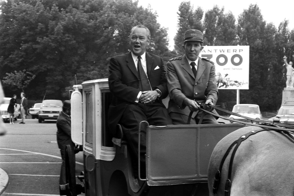 Openingsvlucht van Delta Air Transport van Antwerpen naar Amsterdam, Bestanddeelnr 925-8322