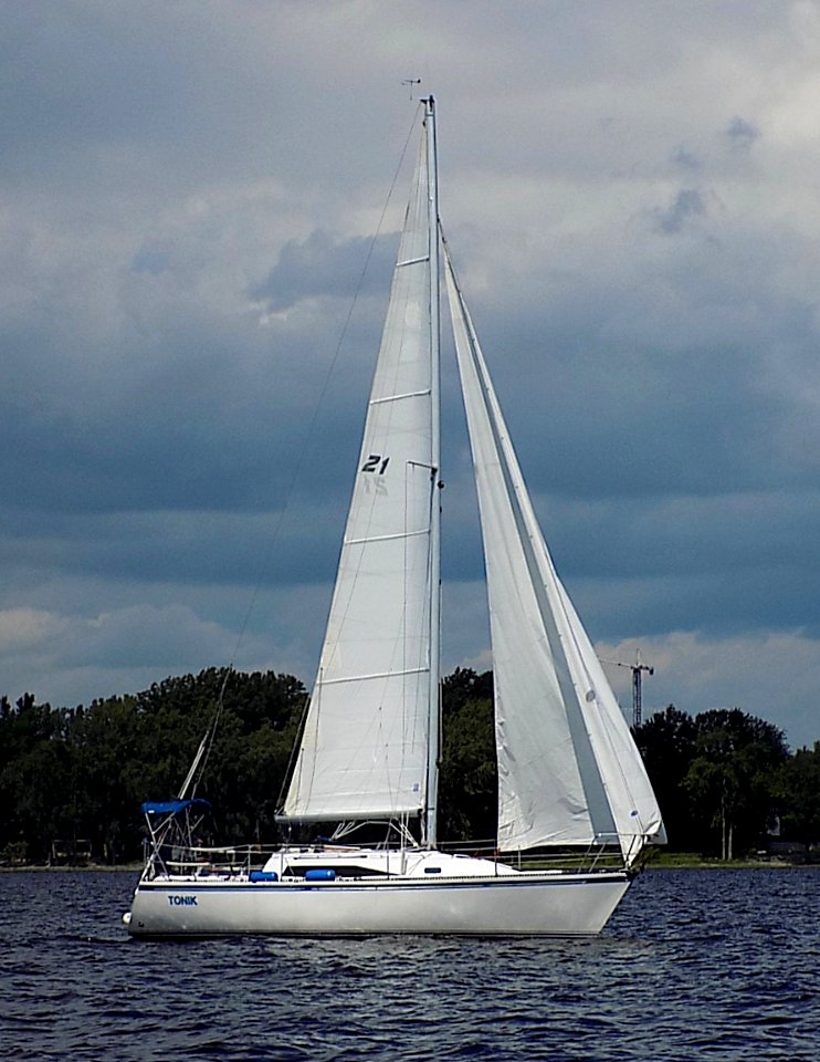 Odyssey 30 sailboat Tonik 0875