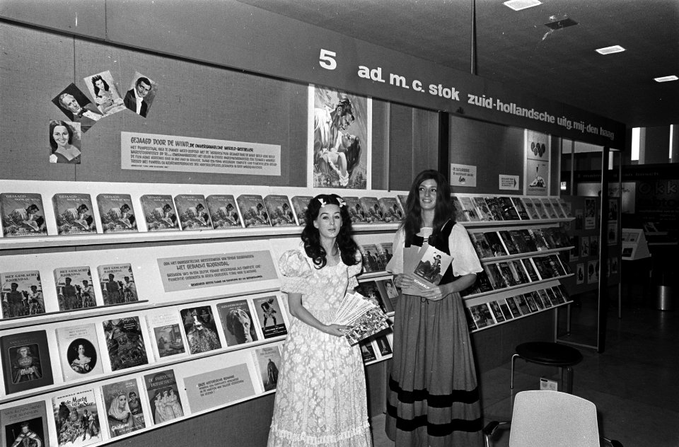 Opdracht Wereldkroniek stand boekenmarkt, Bestanddeelnr 921-7556
