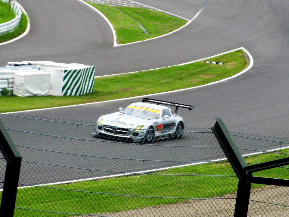 No.52 GREEN TEC & LEON SLS at 2012 Pokka 1000km (7)