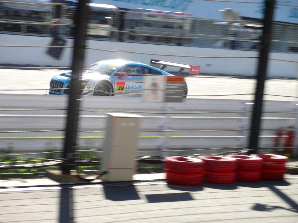 No.30 IWASAKI MODA Croco apr R8 at 2012 Pokka 1000km (2)