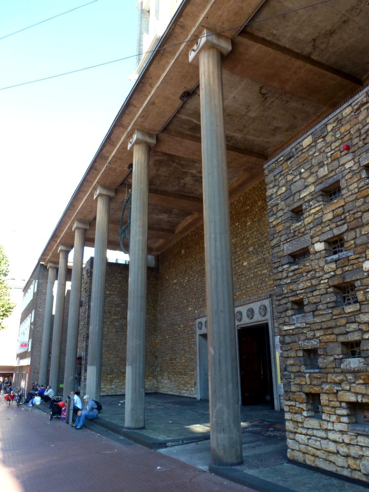 Nijmegen Molenstraatkerk portiek (01)