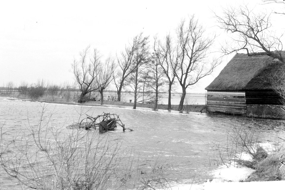 Overstroming van de Hamingerpolder door het doorbreken van dijken in het Meppele, Bestanddeelnr 912-0829