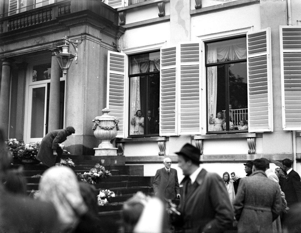 Paleis Soestdijk Verjaardag Prinses Juliana, Bestanddeelnr 902-7173