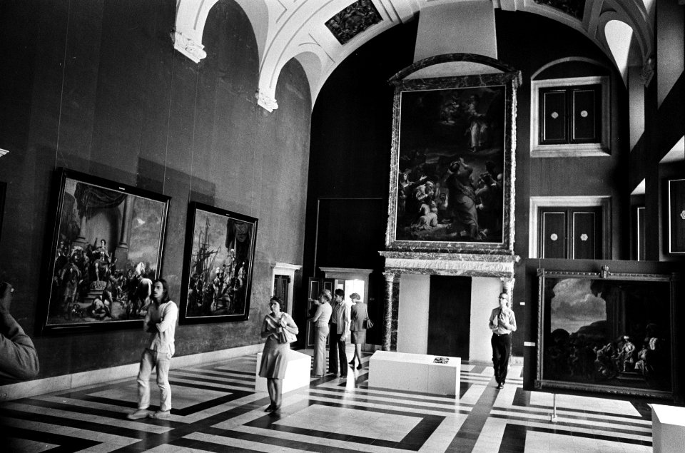 Paleis op de Dam is vanwege de tentoonstelling open voor het publiek, Bestanddeelnr 927-9776