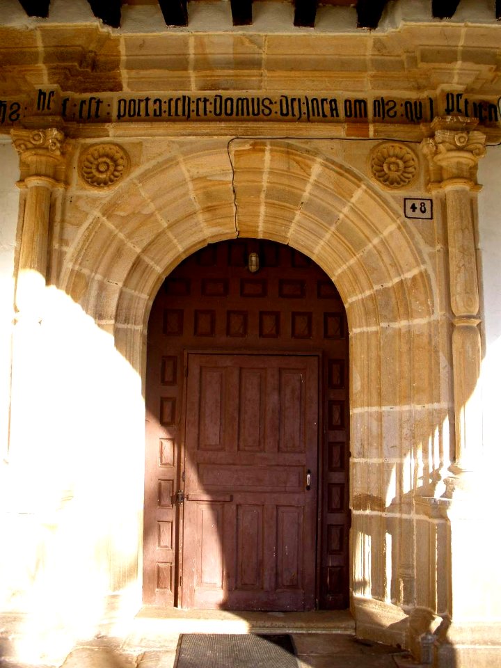 Ozaeta - Iglesia de San Juan Bautista 4