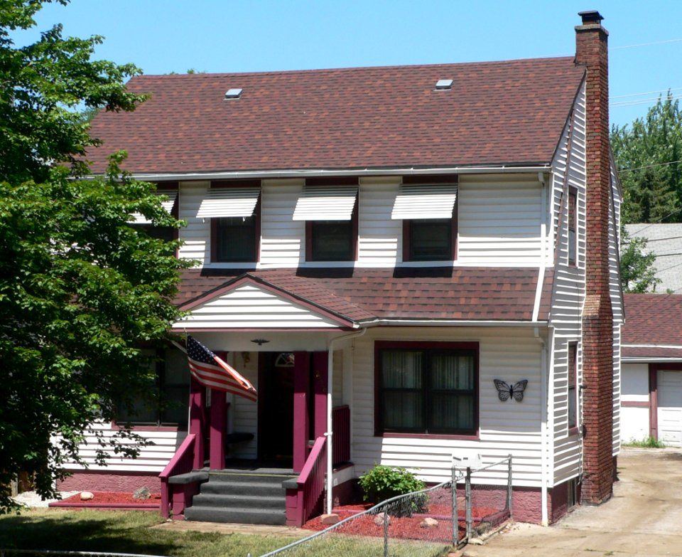 Omaha, Nebraska 2558 Redick Ave