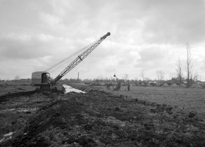 Ontginning, grondbewerking, egaliseren, bezanden, westerhoeven, Bestanddeelnr 250-8187