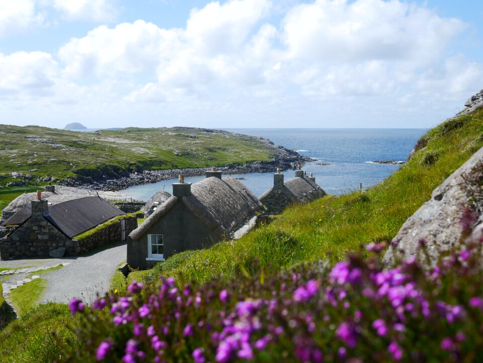 Hebrides lewis blackhouse