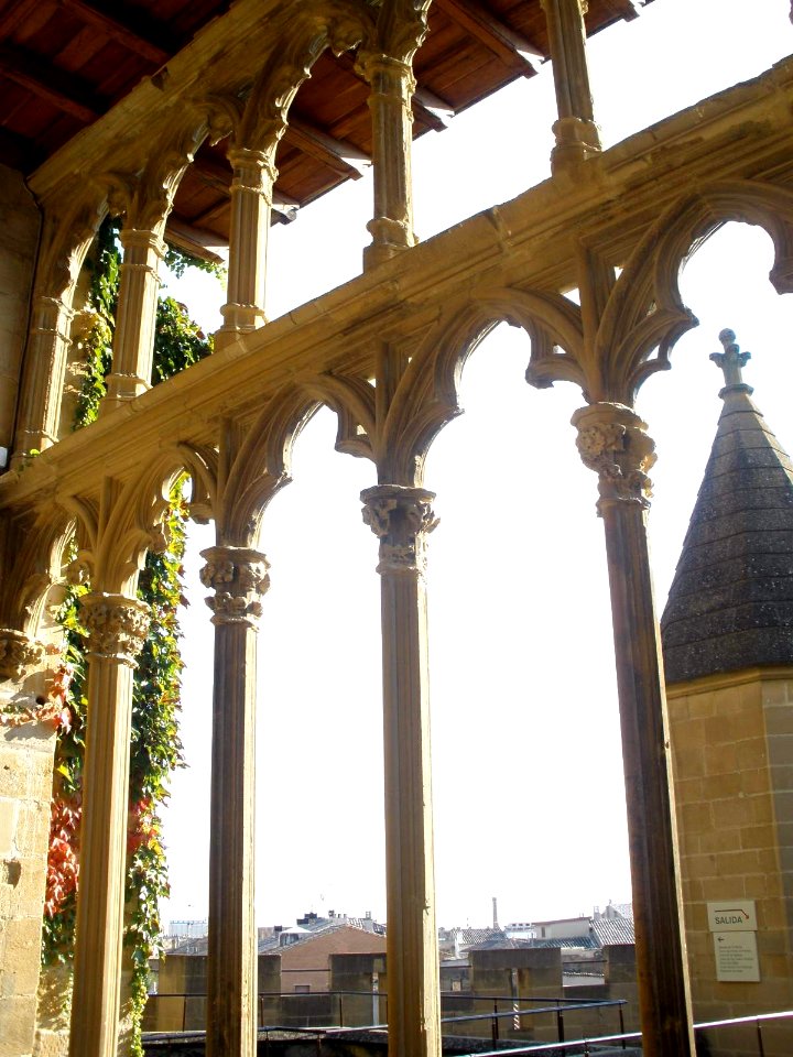 Olite - Palacio Real, Galería del Rey 01