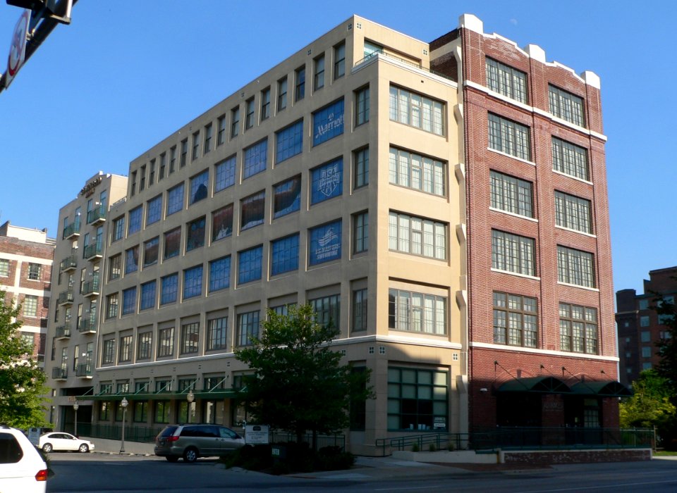 Omaha Downtown Marriott Courtyard from NW 1