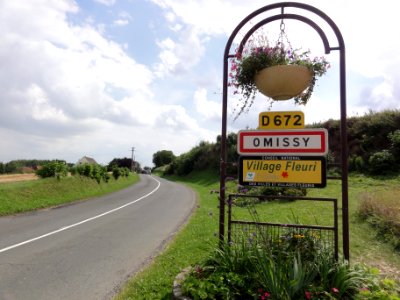 Omissy (Aisne) city limit sign