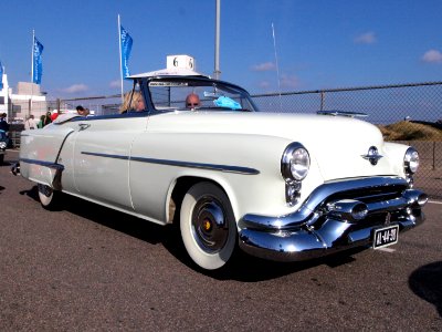 Oldsmobile 88 dutch licence registration AL-44-98 pic2