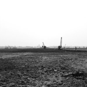 Ontginning, grondbewerking, egaliseren, bezanden, ruilverkavelingen, draglines, , Bestanddeelnr 159-0659
