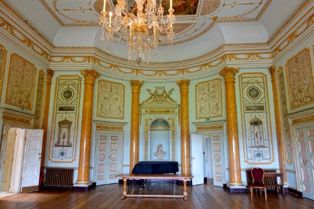 Music Room - Stowe House - Buckinghamshire, England - DSC07146